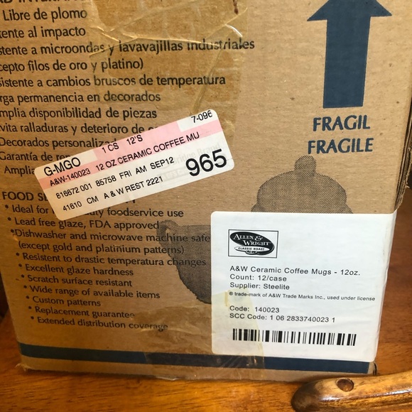 A & W MUG - 12 oz - CERAMIC - RARE DESIGN - BRAND NEW - 4” tall x 3” wide - Picture 10 of 13